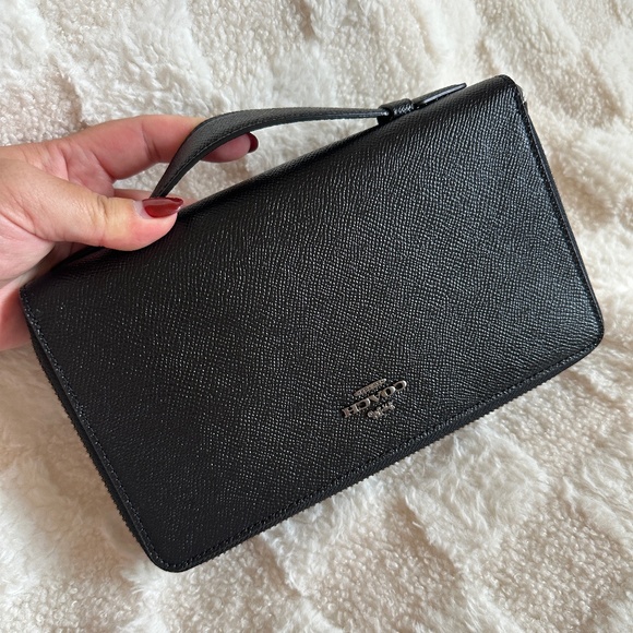 NWT! Coach Men's F23334 Crossgrain Leather Double Zip Travel Wallet In Black - Picture 1 of 9